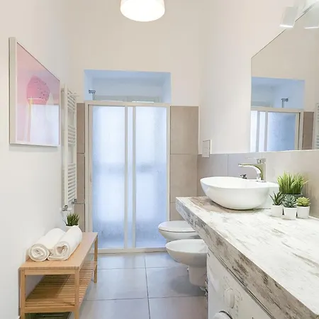 Lägenhet Casa Doclea _comfort & Relax Nel Cuore Della Citta Neapel